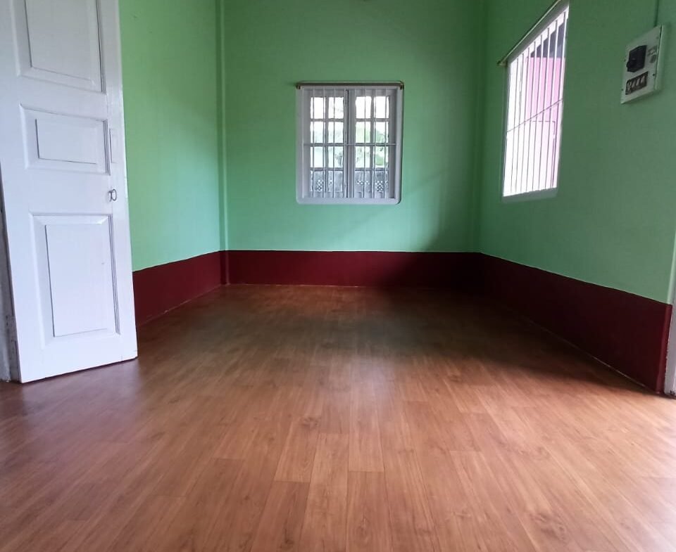 3 BHK rent hosue at santoshi maa mandir path chiring chapori
