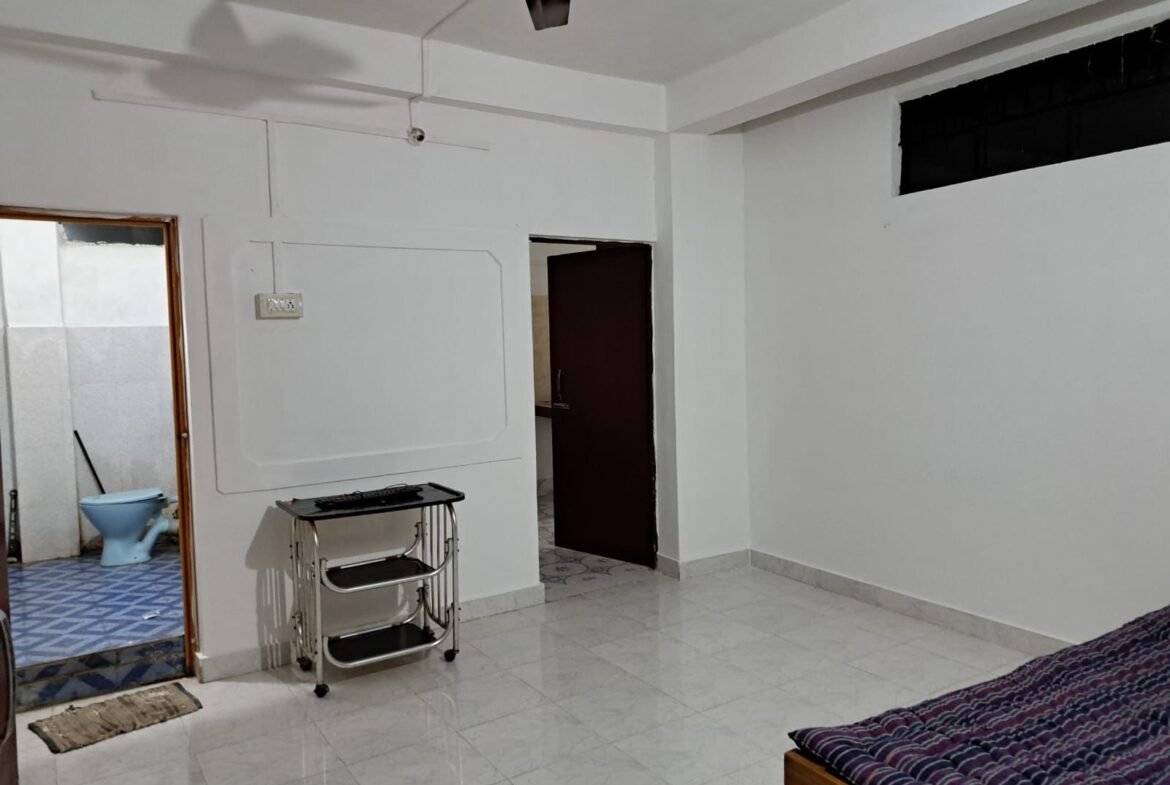 1 BHK rent house at chowkidinghee under 9k