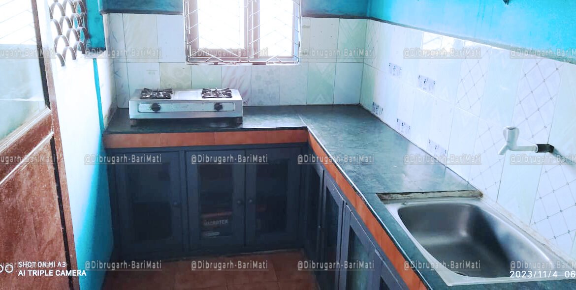 Spacious and well-lit 1 BHK house for rent at Thana Chariali, Dibrugarh, near Reliance Trends, for just 7000 rupees
