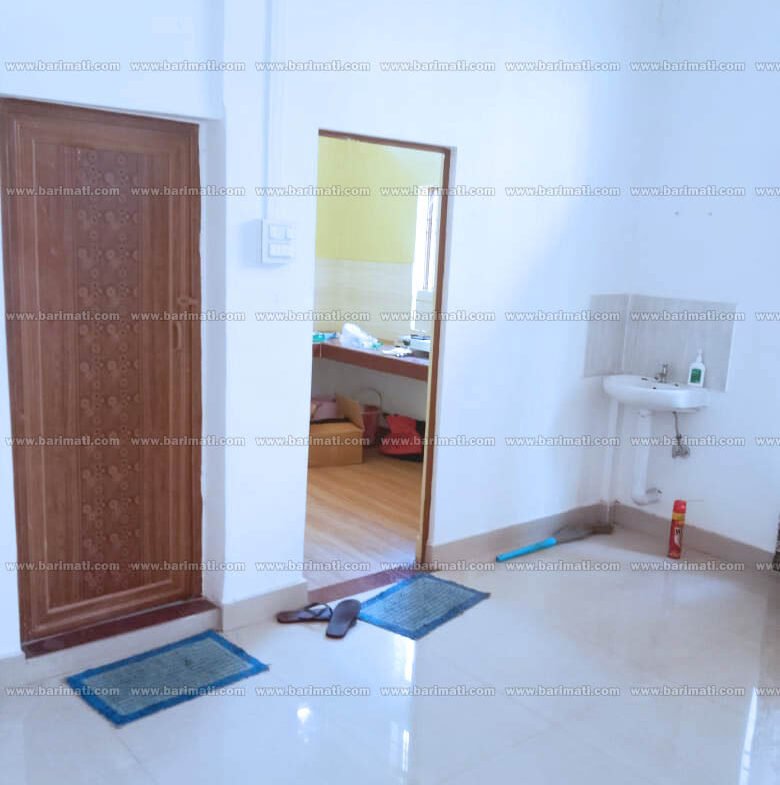 Modern Living: 2 BHK House with 2 Bathrooms, Chiring Chapori, Dibrugarh - Affordable 2nd Floor Rental