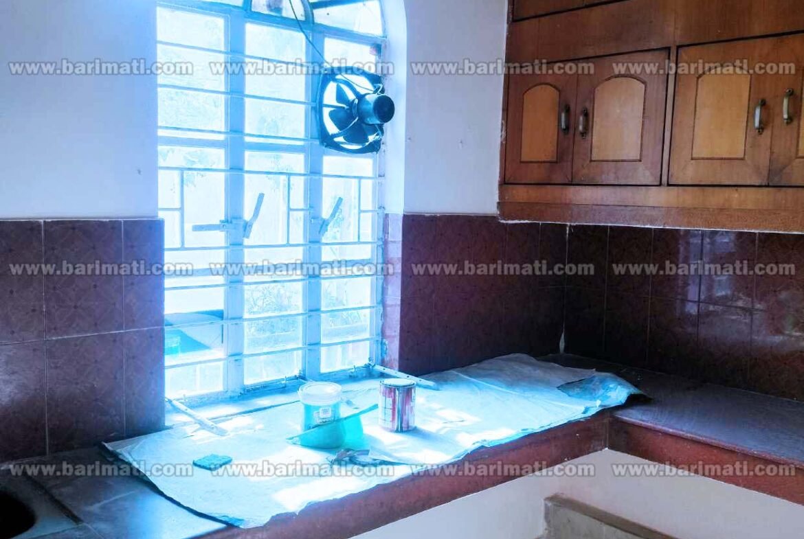 Comfortable living space: 2 BHK house for rent in Patna's East Ram Krishna Nagar, under 10000, with dedicated car parking