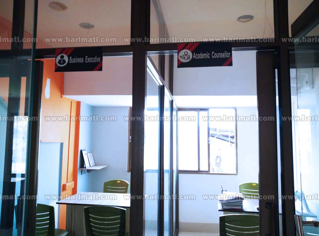Ideal for businesses: Rent this 1330 sq ft commercial space on the 1st floor in Khalihamari, Dibrugarh
