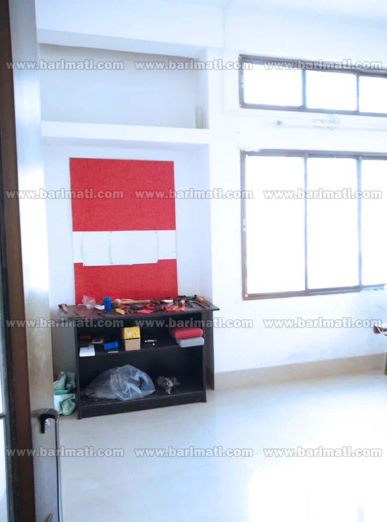 Spacious 1330 sq ft commercial space for rent at the 1st floor in Khalihamari, Dibrugarh