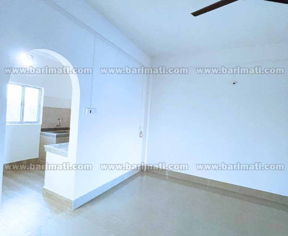 Picture of a well-maintained 2 BHK flat for rent, situated in the vicinity of Dibrugarh University in Duarachuk, with a monthly rent under 15000