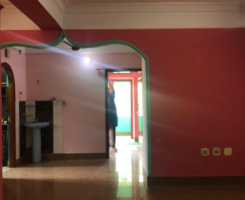 3 BHK apartment in Birubari, Guwahati for rent at Rs 22K/month, fully furnished with AC, wardrobe, ceiling fans, and lights