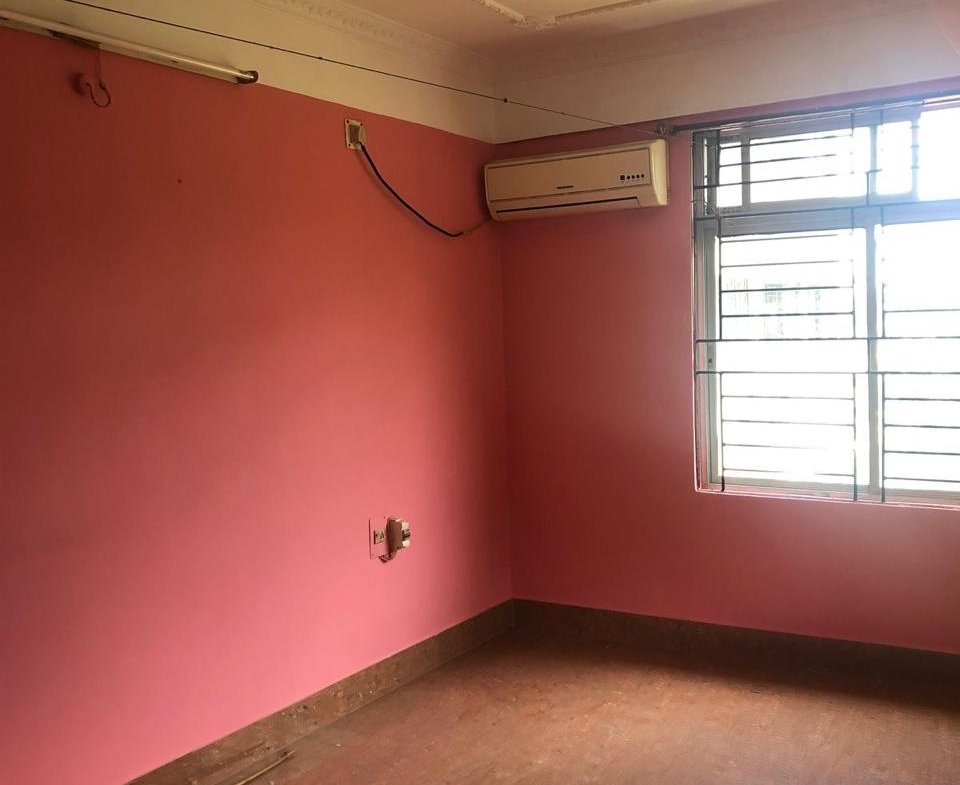 4th-floor 3 BHK flat in Birubari, Guwahati, available for rent, fully furnished with modern amenities for Rs 22,000/month