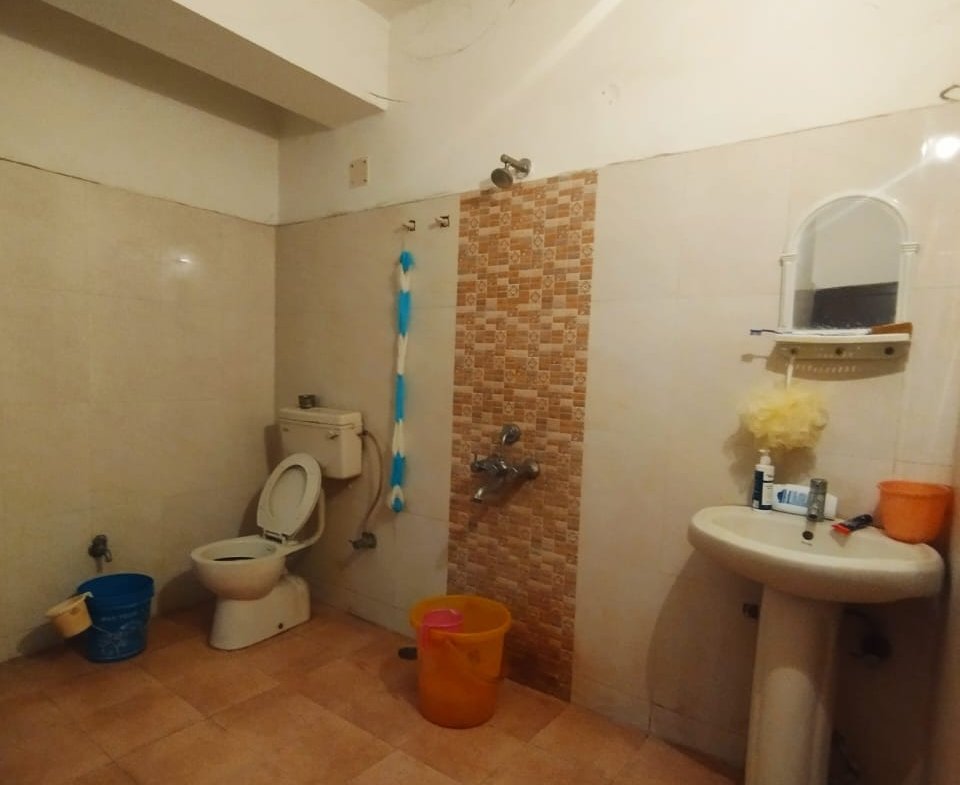 Rent a well-maintained 3 BHK flat with nice views in Silpukhuri, Guwahati