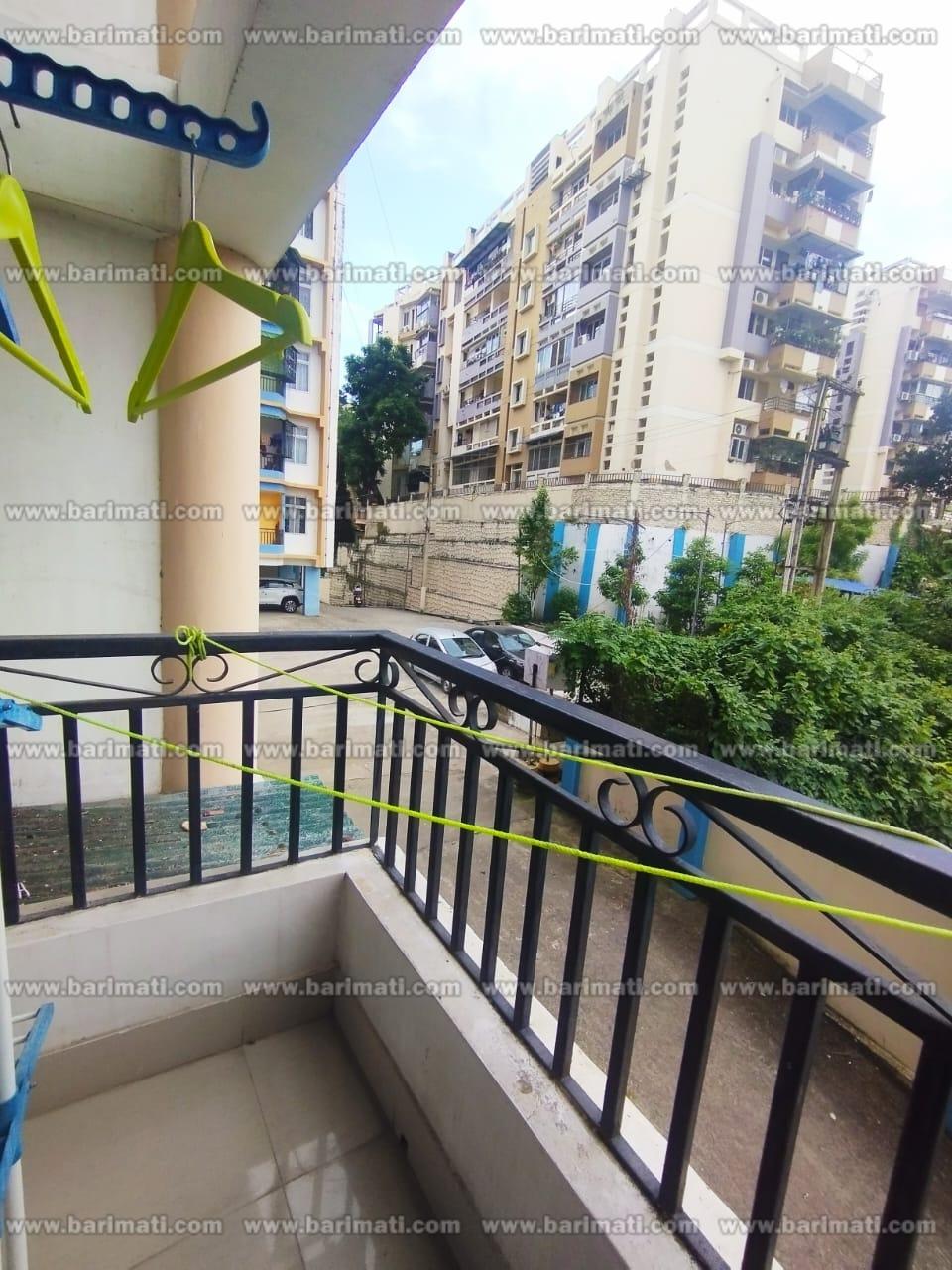 3 BHK flat with parking space available for rent in Silpukhuri, Guwahati.