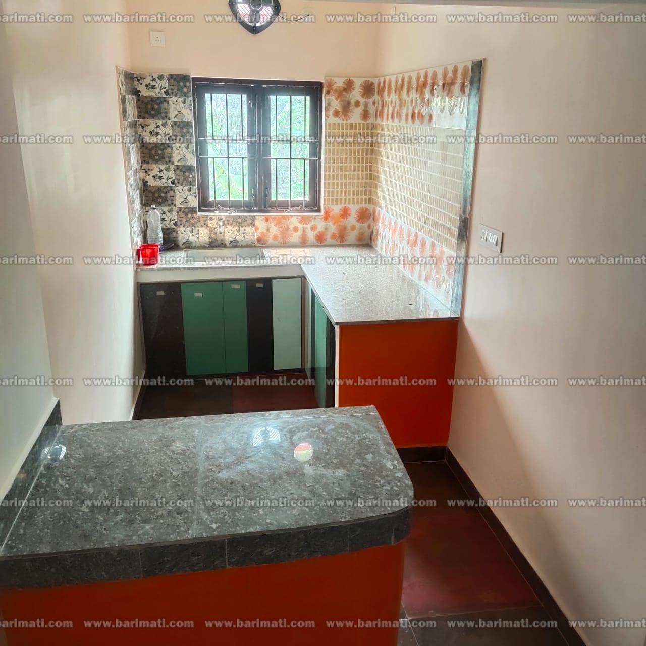 2 BHK rental house in Khalipara, Guwahati with car parking space.