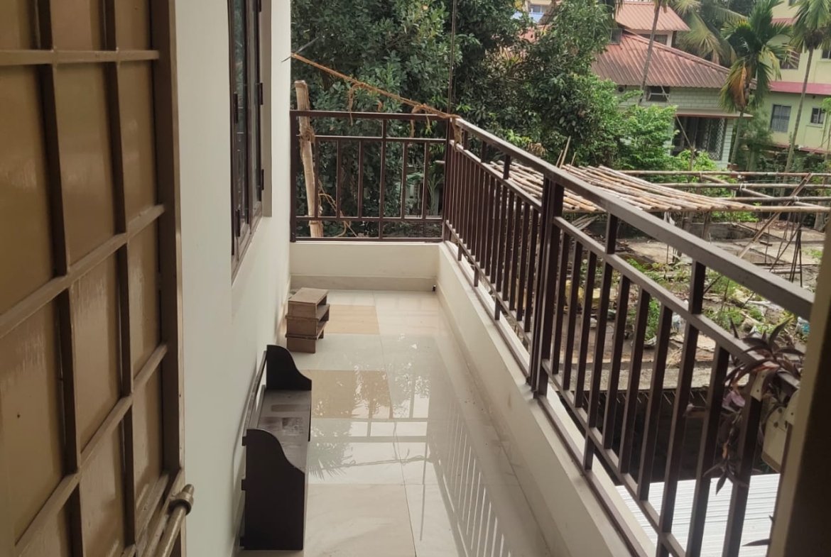 2 BHK independent house for rent at Khalipara, Guwahati with parking.
