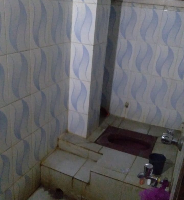 Ground Floor 1 BHK Rental in Dhirenpara, Guwahati with Semi-Furnished Setup at Rs 700 per Month