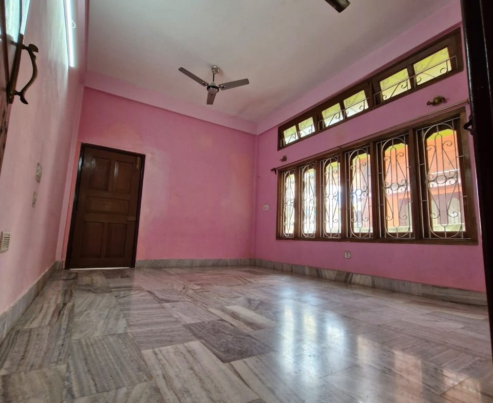 Ground floor 2 BHK house for rent in Nirmali Gaon, Dibrugarh, with spacious rooms and car parking