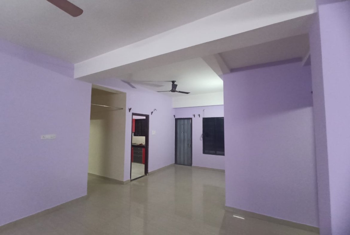 Spacious 3 BHK flat for rent at JSB Chowkidinghee, Dibrugarh, located on the first floor in a prime location for ₹24,000 per month