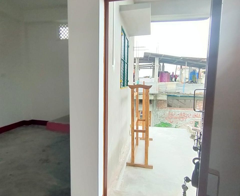 Affordable couple-friendly 2-bedroom house for rent in Boiragimoth, Dibrugarh, prime location, first floor, monthly rent ₹11,000