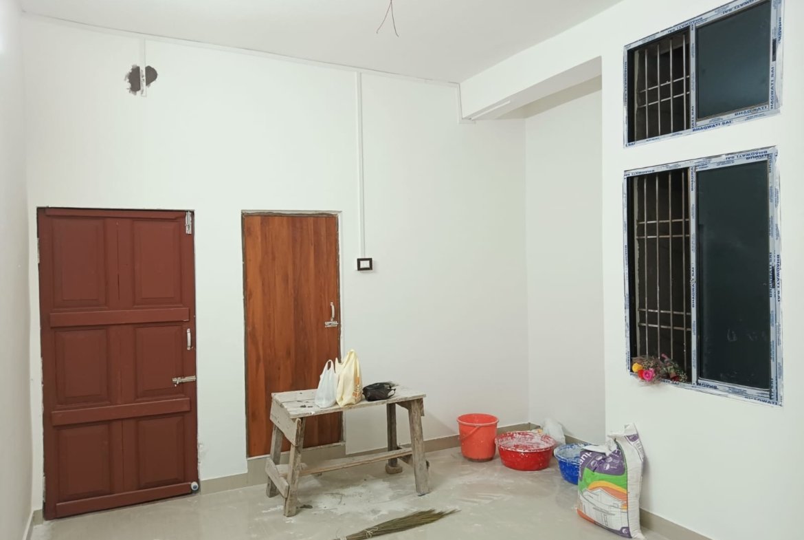 Well-located 1 BHK house for rent near the overbridge in Dibrugarh, featuring a 2nd-floor unit in a prime area for Rs 9,000 per month