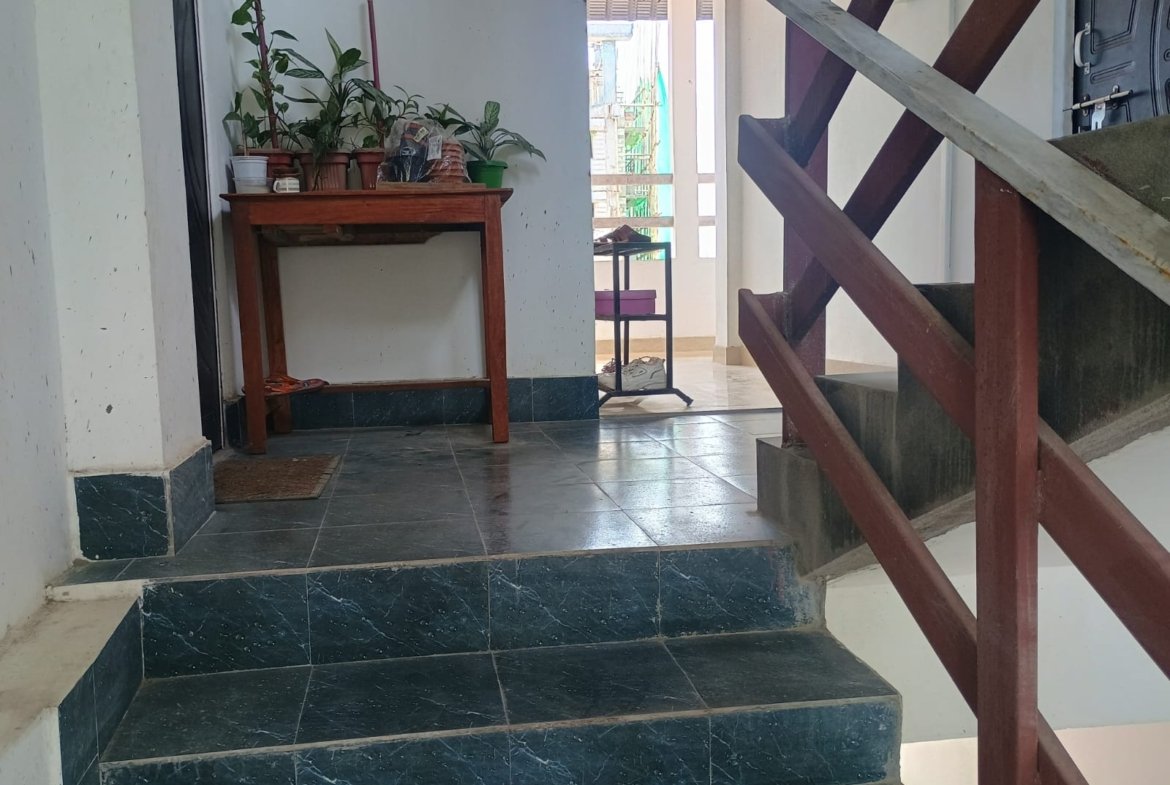 Spacious 1BHK flat for rent at Chiring Chapori, Dibrugarh, perfect for bachelors, situated in a prime location for Rs 9000 per month.
