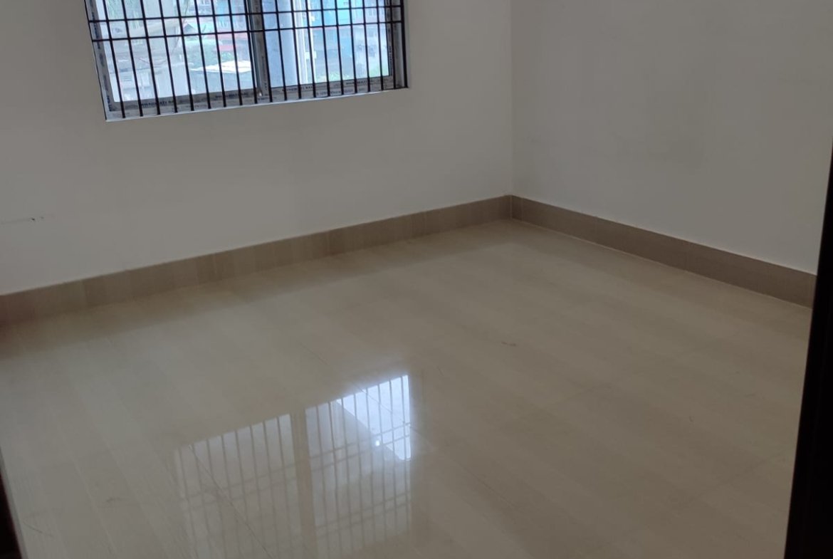 Well-located 2 BHK house near AMC and colleges for rent at Podum Nagar, Dibrugarh, offering 2 bathrooms and first-floor comfort at an affordable price.