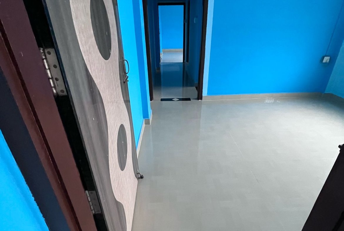 Comfortable 3 BHK house for rent in Naliapool, Dibrugarh, offering 1 bathroom and first-floor convenience in a top location