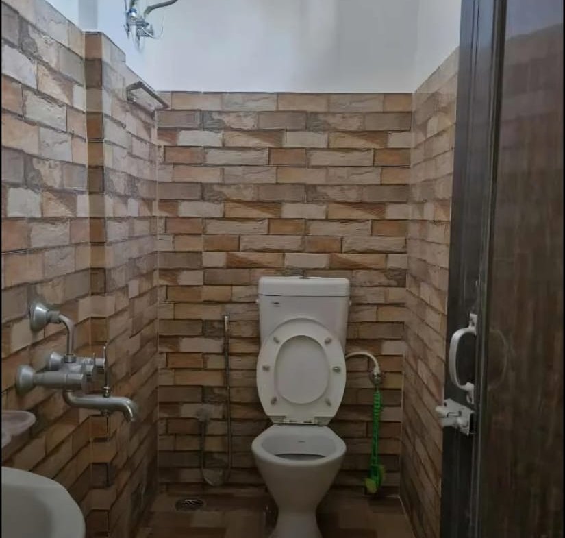 Affordable 2 BHK house for rent in Boiragimoth, Dibrugarh, under Rs 9000, situated on the first floor in a prime location, suitable for families or working professionals