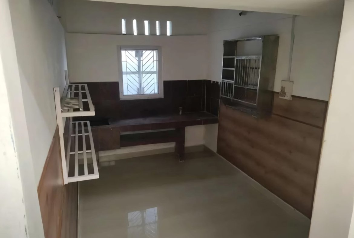 Prime location 2 BHK house for rent at P Lane, Milan Nagar, Dibrugarh, featuring a 1st-floor setup and a reasonable rent of Rs 10,000