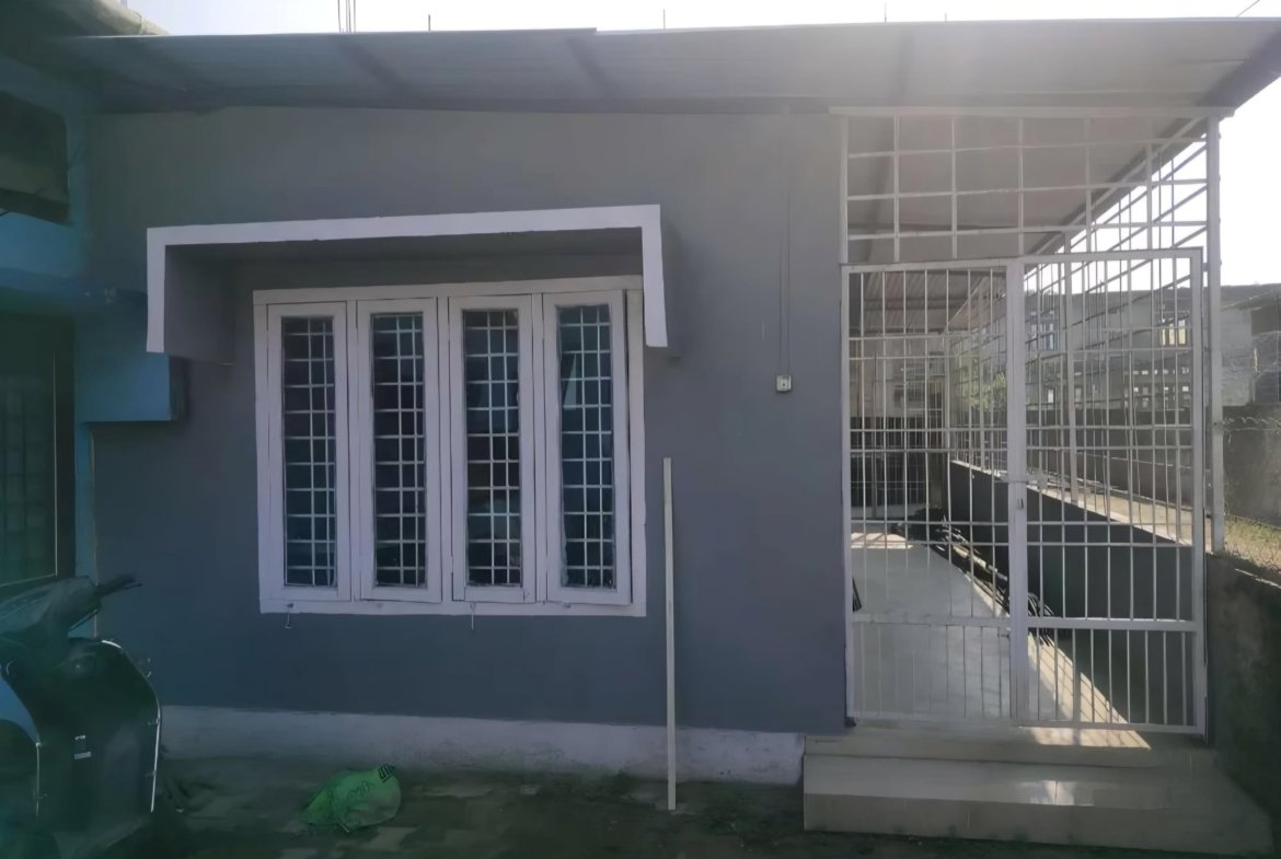 Well-maintained 2 BHK house at P Lane, Milan Nagar, Dibrugarh, perfect for families, situated on the 1st floor in a prime area, rent Rs 10,000