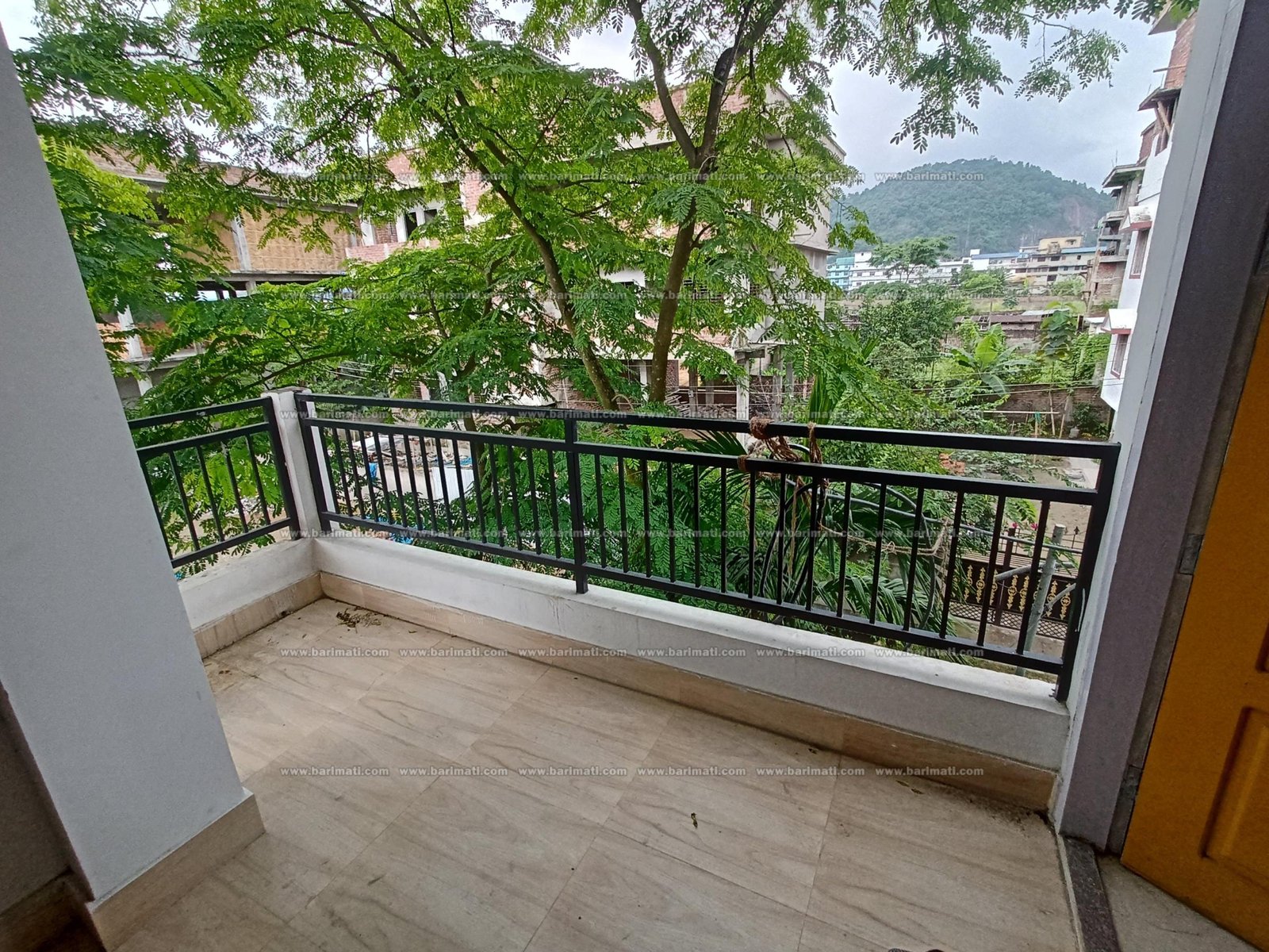 Modern 3-bedroom rental on the 1st floor in Lokhra, Guwahati, with car parking and two bathrooms, available for under Rs 15,000 in a prime city spot.