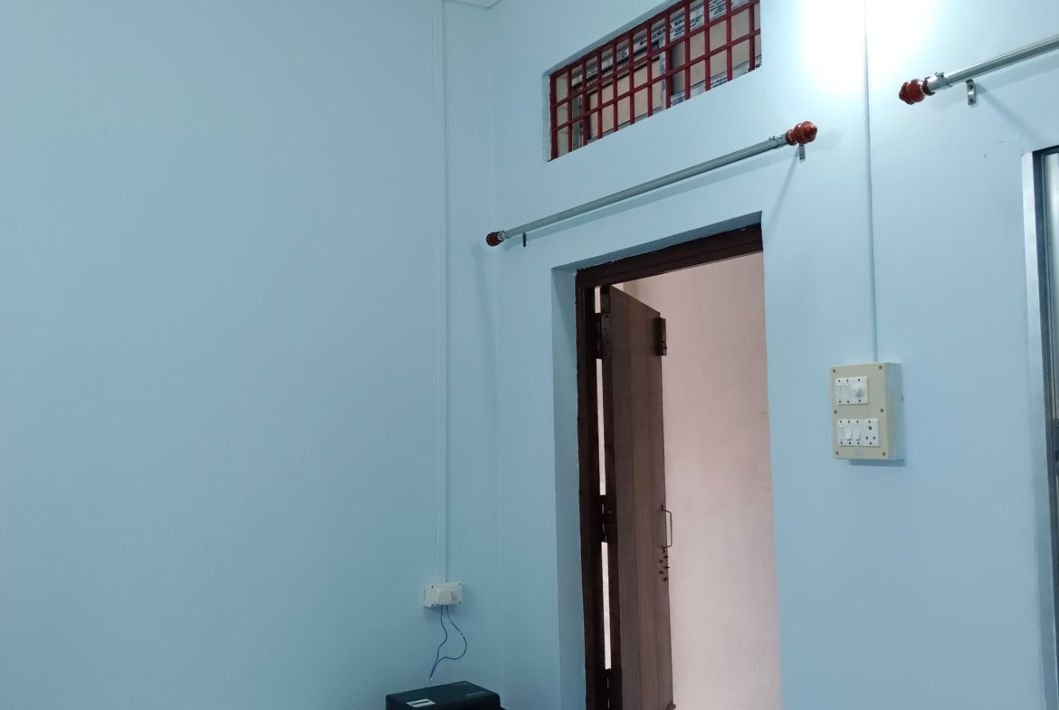 1 BHK house for rent in Chiring Chapori, Dibrugarh with AC, inverter, and separate water tank, perfect for families or working professionals