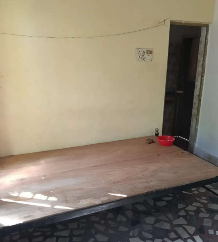 Spacious 2 BHK house in banipur Dibrugarh, Assam, ideal for families. Prime location, car parking included. Check more on barimati.com, ID dib302