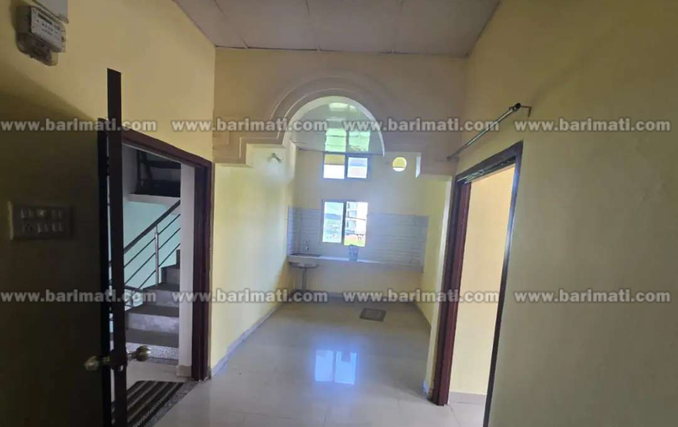 Prime Dibrugarh rental! Comfortable 2-bedroom house near city facilities. First floor, ₹13,000 monthly. Located in Sankardev Railway Colony.