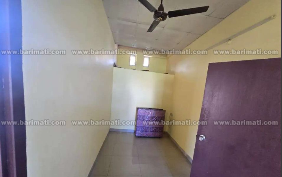 Dibrugarh property spotlight: Spacious 2BHK independent rental on the first floor at Sankardev Railway Colony. Includes car parking. Rent is ₹13,000.