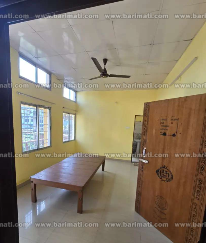 Perfect for a small family! 2 BHK independent house in a well-connected prime location in Dibrugarh. Sankardev Railway Colony, ₹13k rent, with car parking.