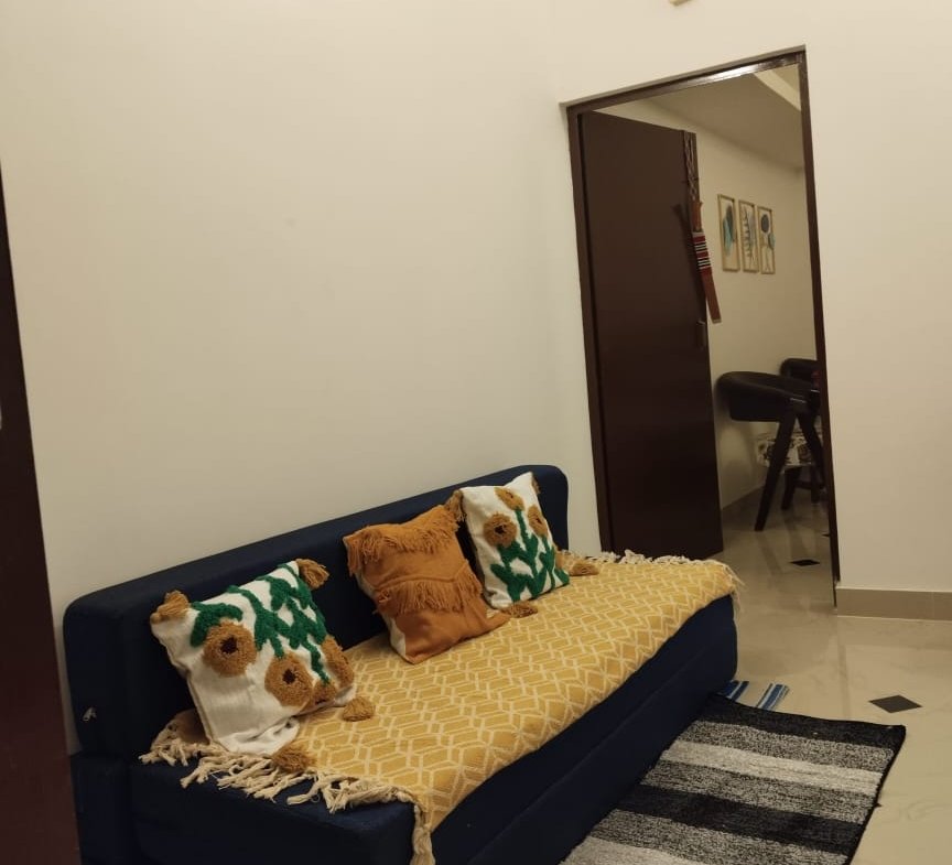 Low budget, prime location commercial property in Dibrugarh! Big 4-bedroom house with three washrooms available for rent in Pub Banipur. Excellent for business use.
