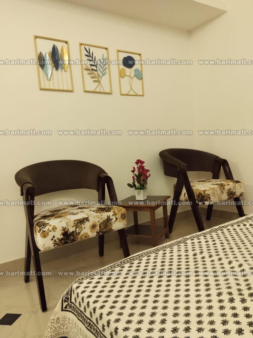 Dibrugarh Commercial Opportunity! Spacious 4 BHK house with 3 bathrooms for rent in Pub Banipur. Ideal property for homestay or large office setup. Rent ₹60,000/month.