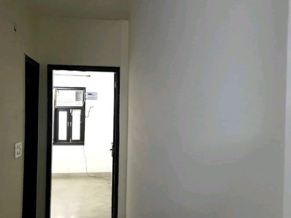 Prime location 2BHK flat for rent for couples in Tagore Garden in Delhi