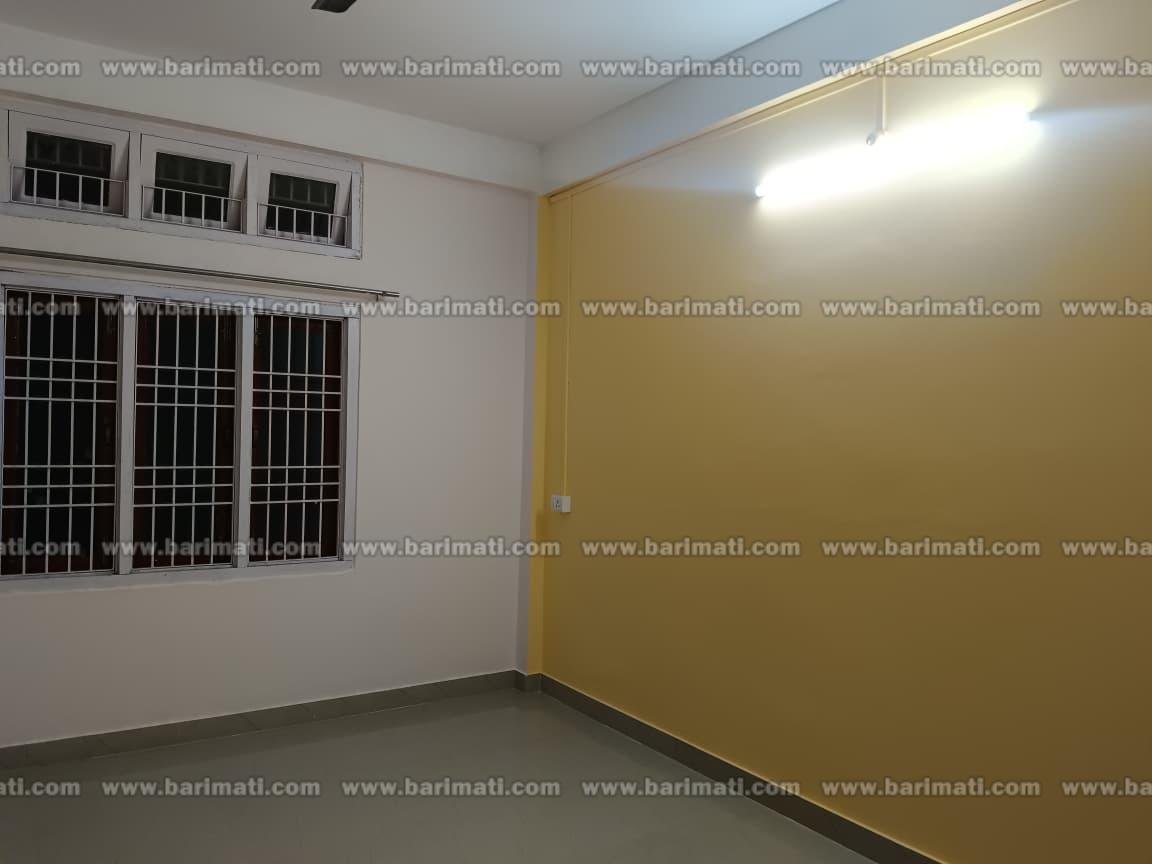 Affordable 1 BHK house for rent near Mohamaya Restaurant, Chiring Chapori, Dibrugarh. First floor with car parking, ideal for students. Price under ₹10k. DIB309.
