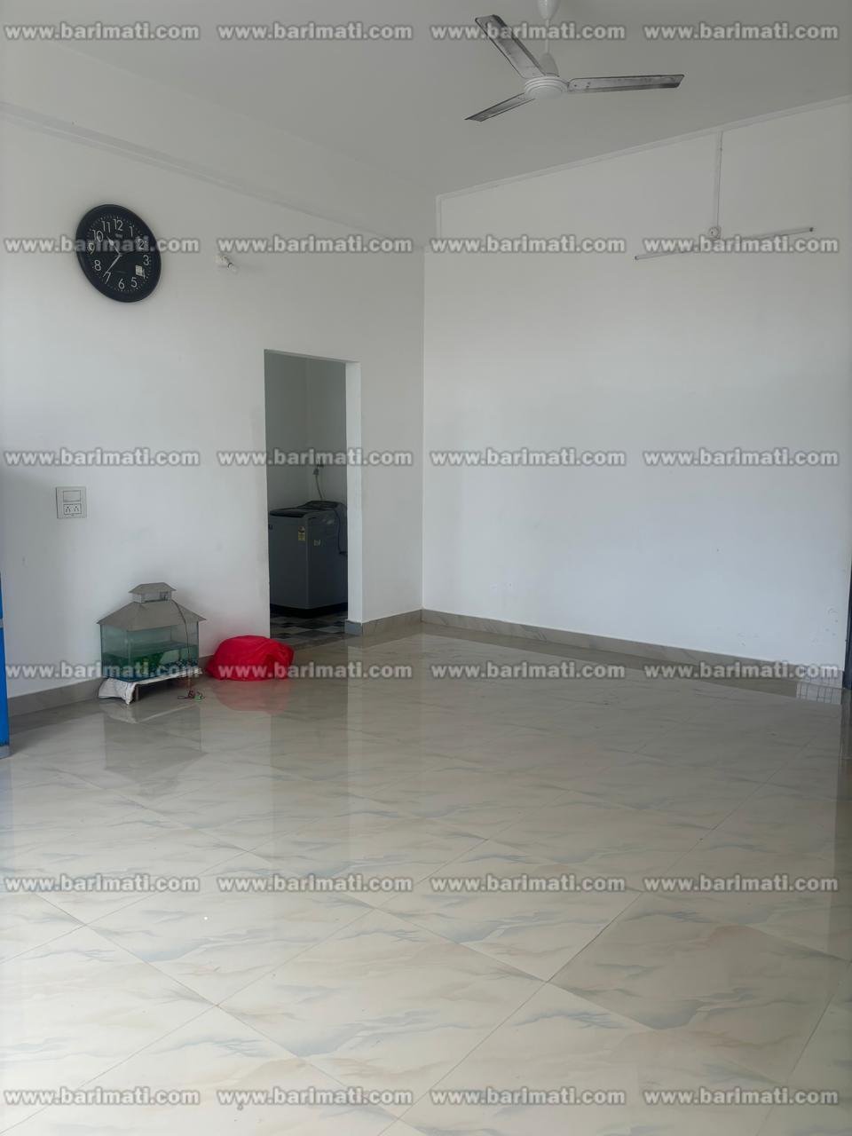 Looking for a modern rental in Dibrugarh? This newly built 2BHK house in Chiring Chapori boasts a prime location, 2nd floor, and all modern comforts for ₹15,000.