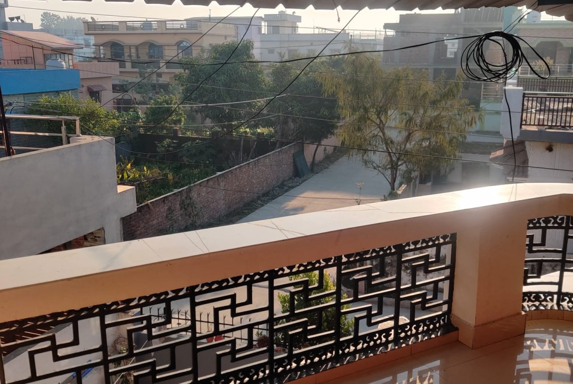 affordable 8500 rupees rent 2 bhk home sainik colony dehradun first floor peaceful area