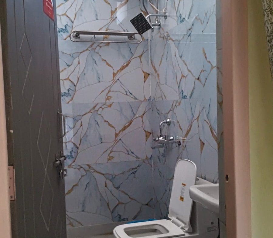 house for rent in balawala dehradun 6000 rupees prime location for bachelors